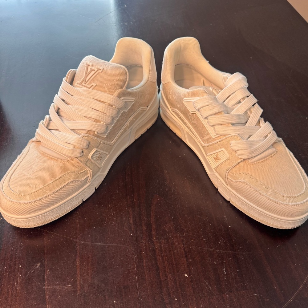 Louis Vuitton Cream/White Monogram Low-Top Sneakers - Picture 5 of 6